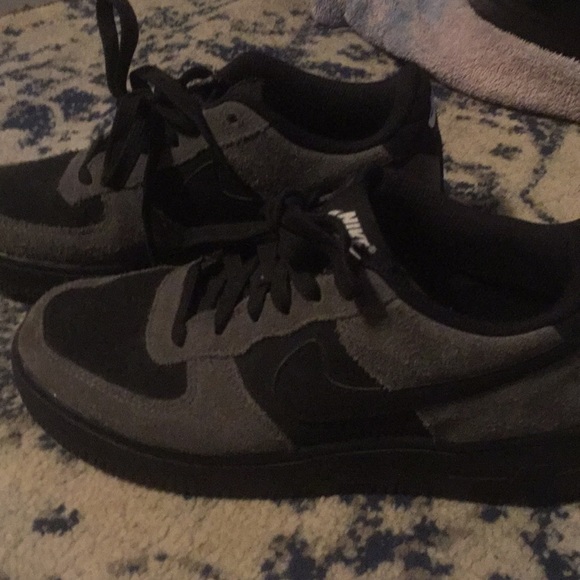 Black And Grey Nike - Picture 2 of 3